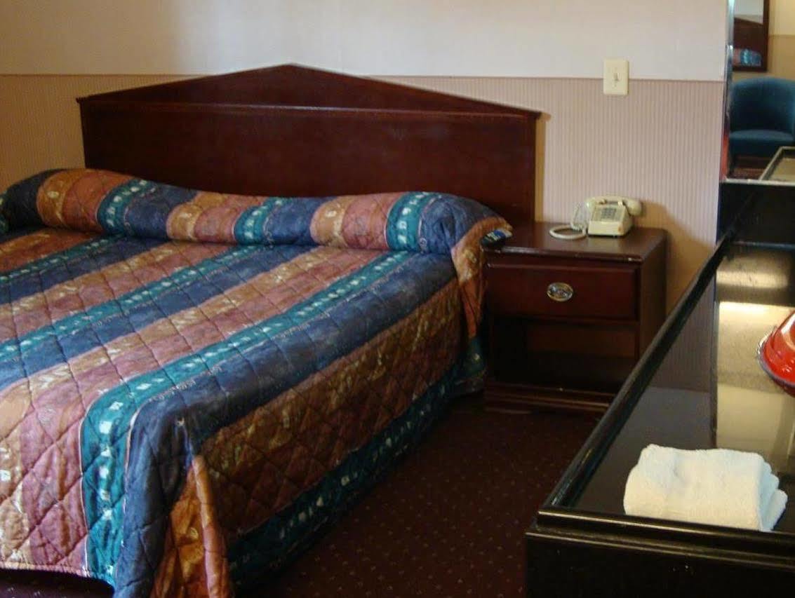 Riviera Motor Inn Brooklyn 纽约 外观 照片
